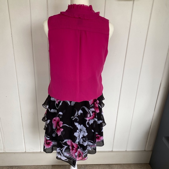 WHBM Top & Skirt Set - Picture 2 of 10